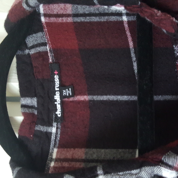 Charlotte Russe+ Flannel - Picture 2 of 5